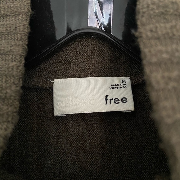 Wilfred Free Longsleeve Bodycon Dress - Picture 2 of 2